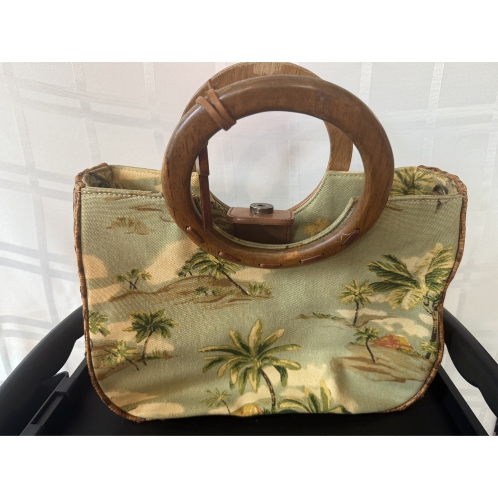 Vintage Fossil Wood Handle "Key-per" Palm Tree Wicker purse. Tropical summer